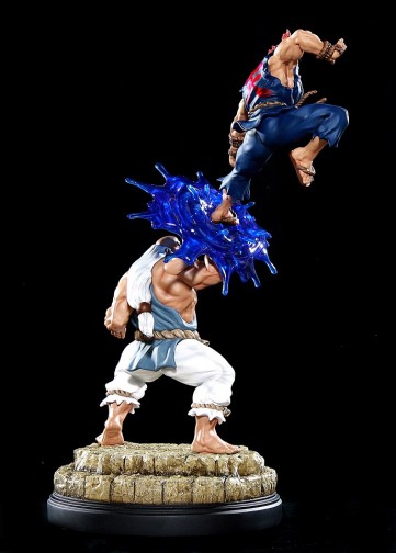 Gouken-Vs-Akuma-Diorama-Pop-Culture-Shock-07
