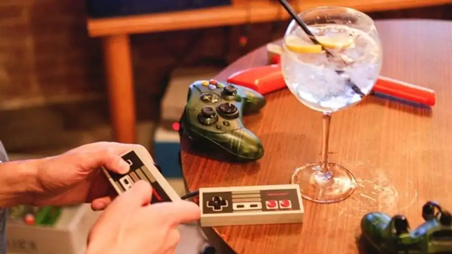 “The Arcade Hotel” é o primeiro Hotel DEDICADO aos videogames