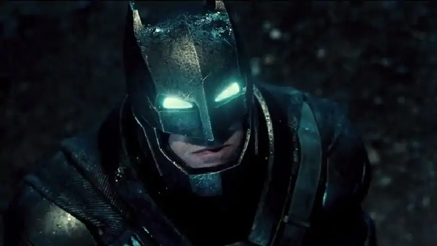 Novo comercial de TV do filme Batman v Superman mostra Alfred, Lois e Lex