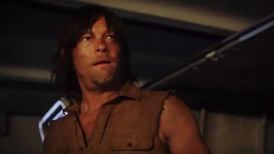 The Walking Dead: Daryl encontra uma van suspeita e enfrenta zumbis de hoverboard