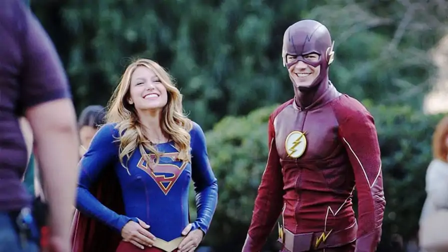 Supergirl e Flash: Novo promo mostra cenas do encontro dos dois Super Heróis