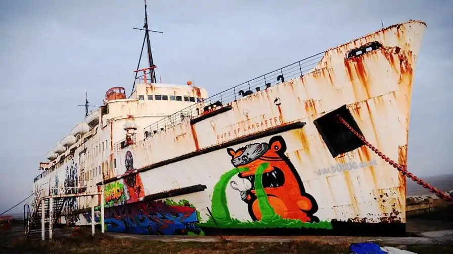 Vários ARCADES RAROS são encontrados em navio naufragado
