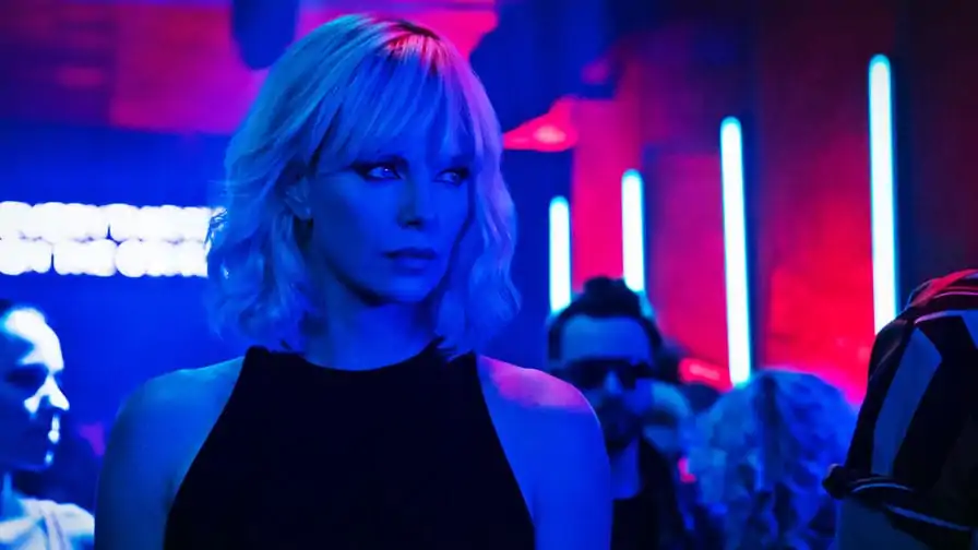 Atômica: Charlize Theron (Furiosa de Mad Max) destrói Berlim em trailer inédito