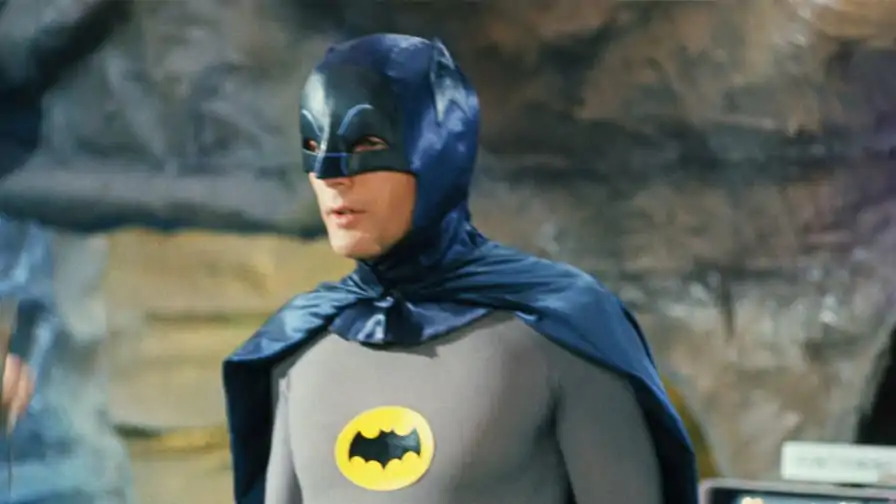 A Queda do Morcego – Adam West, o eterno Batman da TV, falece aos 88 anos