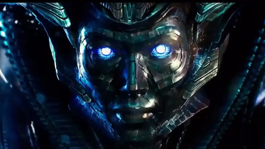Novo trailer de Transformers mostra Nazistas, Idade Média e batalha na Lua