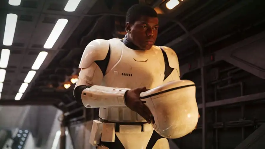 John Boyega fala sobre o fim da jornada da Princesa Leia em Star Wars VIII