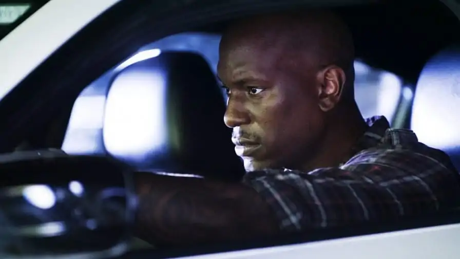 Ator fica furioso com adiamento de Velozes e Furiosos 9 e coloca a culpa em The Rock