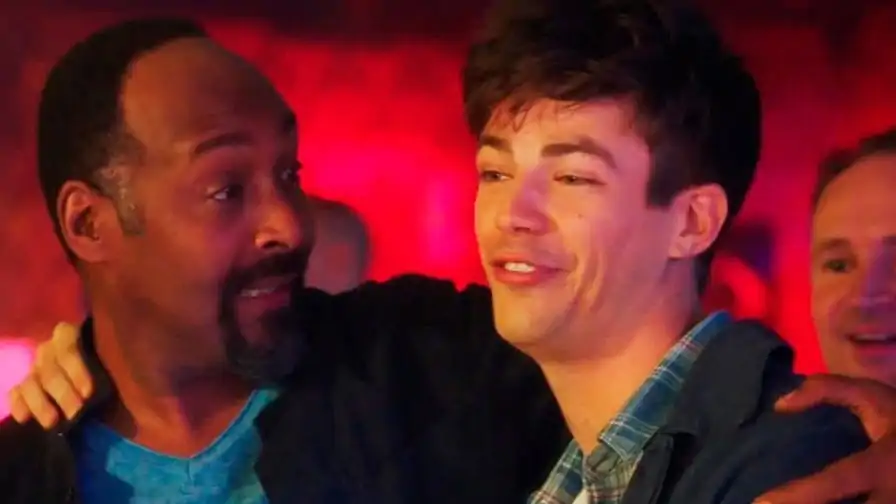 The Flash: Promo do episódio 5 da 4ª Temporada mostra Barry bebaço!