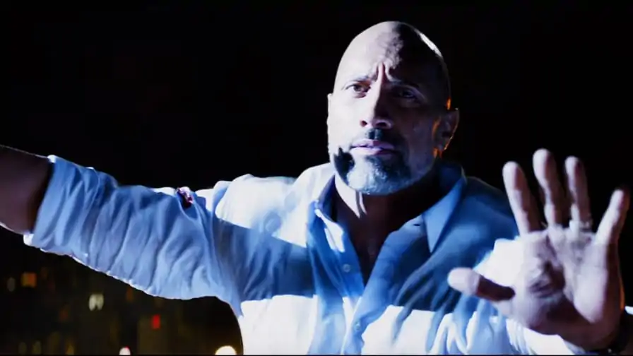 Novo filme de The Rock ganha teaser frenético