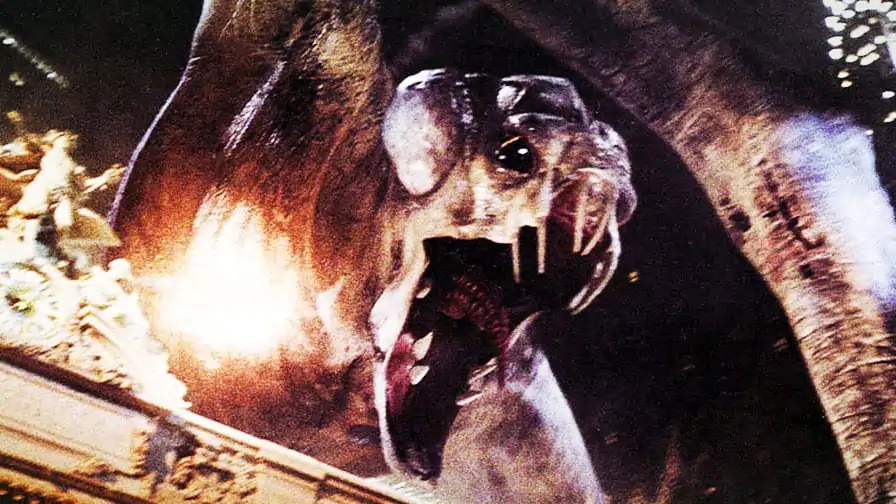 Cloverfield 4: Diretor revela detalhes e diz que filme será “muito maluco“