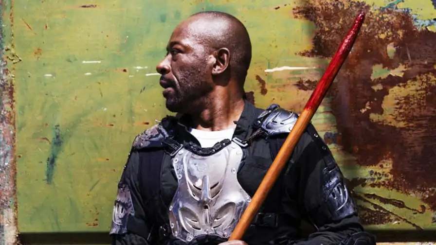 Preview do Episódio 13 de The Walking Dead mostra a preparação pro combate