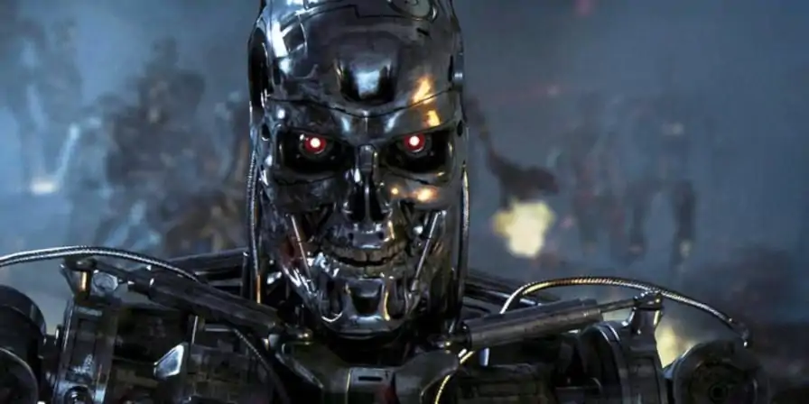 Skynet? Robô da Amazon manda 24 pessoas para o hospital