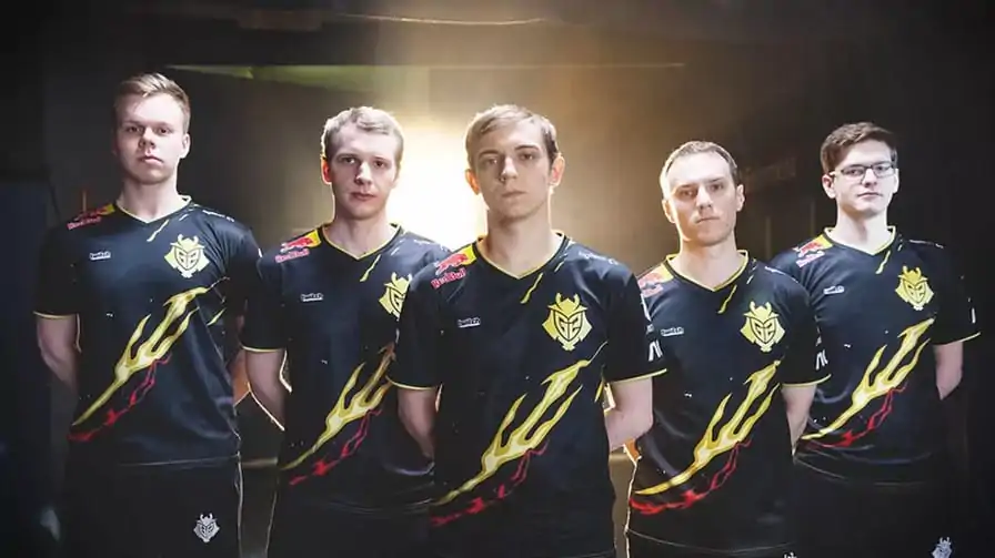 Mundial de LoL: G2 elimina SKT e avança para a grande final
