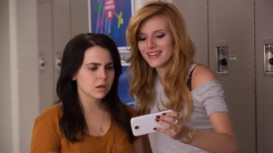 Bella Thorne mudou a cara do OnlyFans e os fãs estão furiosos!