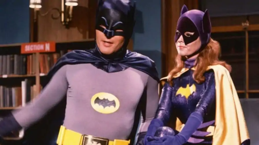 Batgirl teria confronto com Exterminador em filme cancelado do Batman