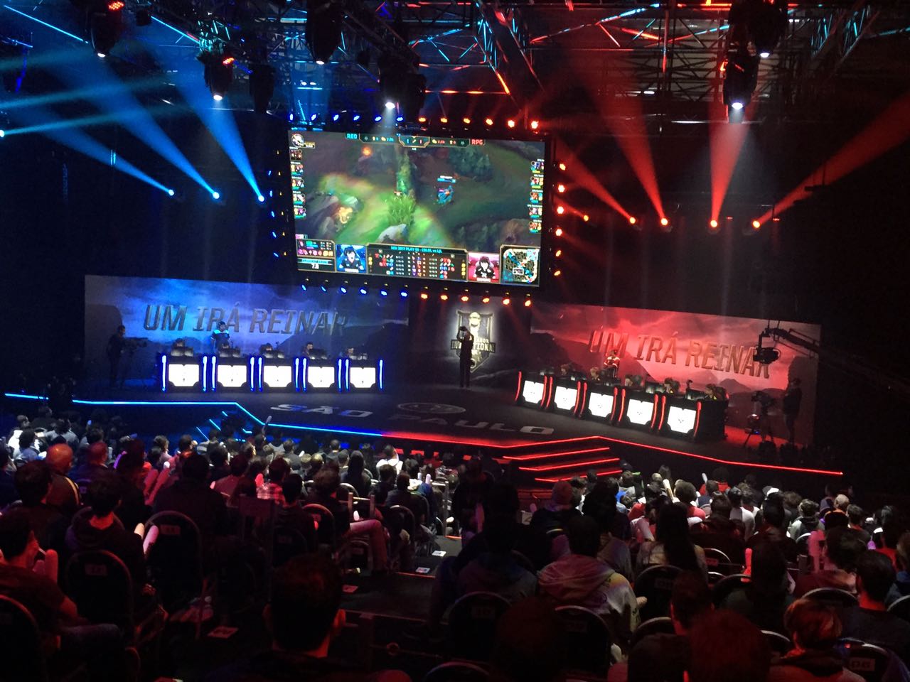 Mid-Season Invitational: Primeiros jogos do Grupo A