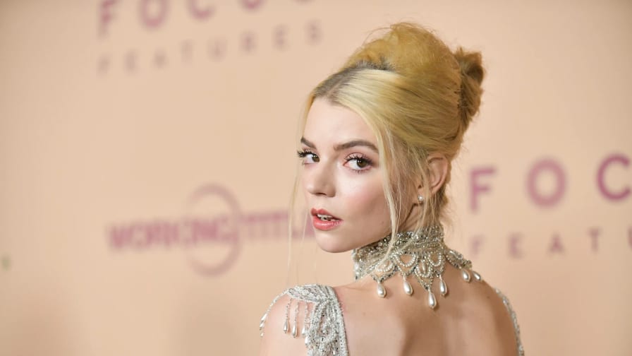 Anya Taylor-Joy está aprendendo a dirigir para ser a Furiosa em